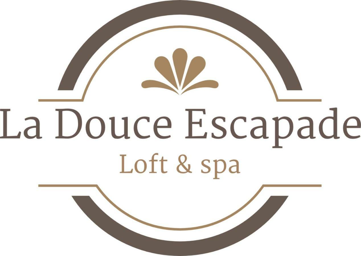 La Douce Escapade Bed and Breakfast Sizun Exteriör bild
